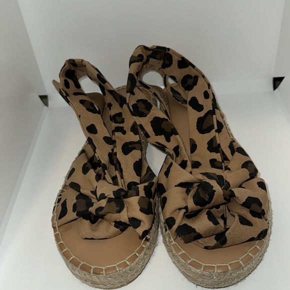 OLD NAVY Sandals Ankle Tie Lace Up Leopard Print Platform Espadrilles Women’s 8 - Picture 4 of 11